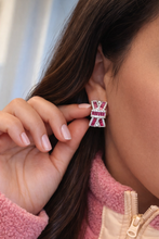 Load image into Gallery viewer, Ribbon star Solitaire Layered baguette pave Hoop Earrings
