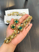 Load image into Gallery viewer, Kareena Kapoor Enamel Moissanite Choker Necklace set
