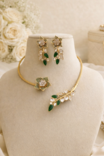 Load image into Gallery viewer, Green Hasli Kundan silver Foiled Kundan Pearl Necklace set
