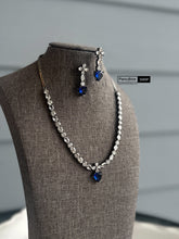 Load image into Gallery viewer, American diamond  Victorian Heart Simple dainty necklace set
