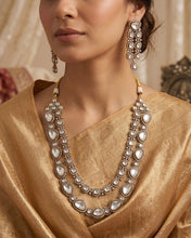 Load image into Gallery viewer, Uncut Kundan Polki Mehendi Polish Layered Necklace set with maangtikka
