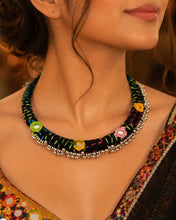 Load image into Gallery viewer, Handmade Thread Mirror Hasli Necklace
