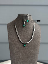 Load image into Gallery viewer, American diamond  Victorian Heart Simple dainty necklace set
