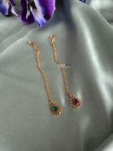 Load image into Gallery viewer, Golden Kemp Stone matte finish Dainty Maangtikka Temple jewelry
