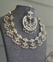 Load image into Gallery viewer, Mirror Beads necklace set with maangtikka
