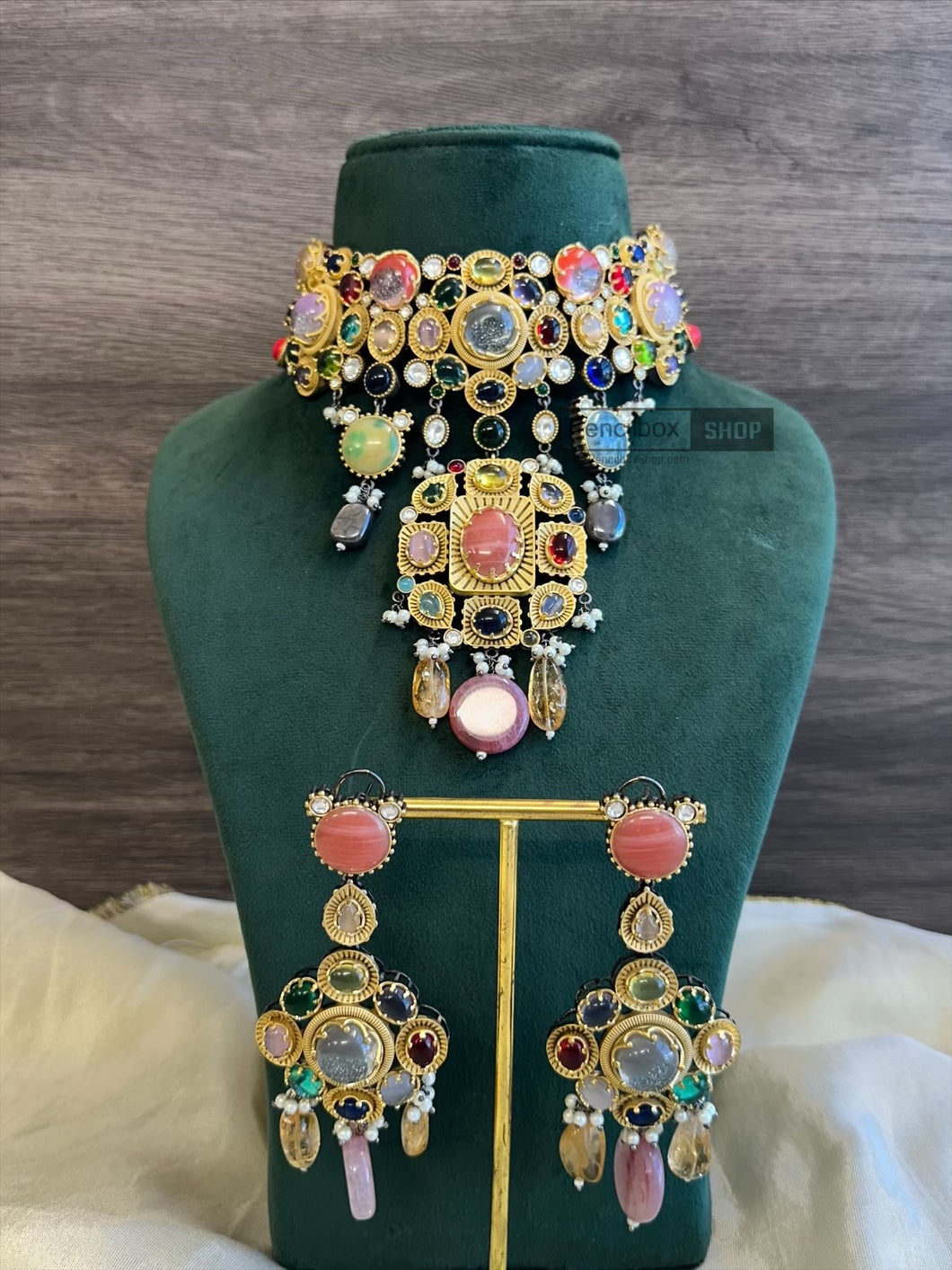 Heritage Designer inspired gem stone Premium Sabya inspired Heritage Necklace set