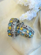 Load image into Gallery viewer, German Silver Silver Stone Pearl Kada Bangle set
