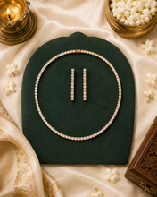 Load image into Gallery viewer, Single line Golden Solitaire Necklace set
