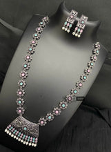 Load image into Gallery viewer, German Silver Long Dainty flower Necklace set
