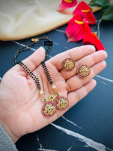 Load image into Gallery viewer, Double peacock Kemp stone Black beads Mangalsutra Necklace set
