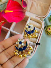 Load image into Gallery viewer, Real Jadau flower dual Tone golden pearl Stud earrings
