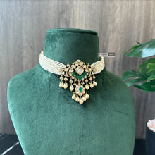 Load image into Gallery viewer, Tayani Gold plated green Premium Choker Necklace set
