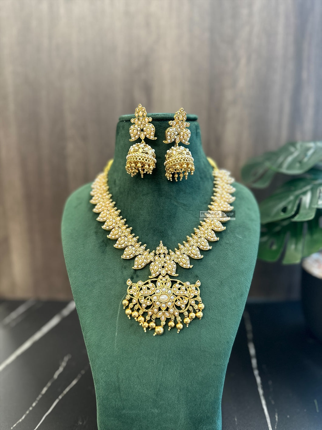 White pearl mango design Necklace set Temple Jewelry