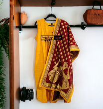 Load image into Gallery viewer, Silk Yellow 3 pieces suit with banarasi dupatta
