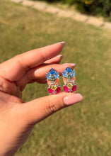 Load image into Gallery viewer, Multi-Color Solitaire Gold Plating Premium Stud Earrings

