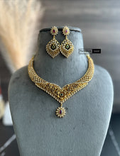 Load image into Gallery viewer, Multicolor Cz Floral Golden Finish Necklace set
