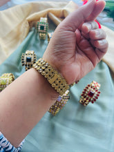 Load image into Gallery viewer, Polki Stone Adjustable statement Bracelet
