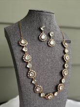 Load image into Gallery viewer, Medium Length elegant moissanite Stone Necklace set
