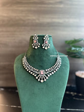 Load image into Gallery viewer, Victorian Doublet Tayani Gold plated Premium Hasli necklace set
