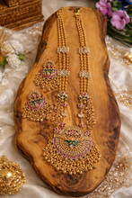 Load image into Gallery viewer, Heritage long Kemp stone Pearl Details Mala Necklace set
