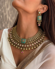 Load image into Gallery viewer, 🆕 Heritage Swaroski Traditional Real Looking Necklace set
