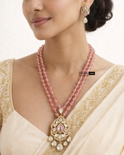 Load image into Gallery viewer, Pink Tayani Gold Plated Glass Bead Mala Necklace set
