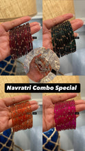 Load image into Gallery viewer, Navratri COMBO OFFER Full SET 4 Glass + 1 Kashmiri  Bangle Combo set
