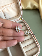 Load image into Gallery viewer, Small Dainty American diamond White Flower Stud Earrings
