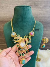 Load image into Gallery viewer, Heritage Big Statement Pendant Bird Sabya Necklace set
