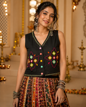 Load image into Gallery viewer, Embroidery Colorful Openable Jacket Blouse 38-42
