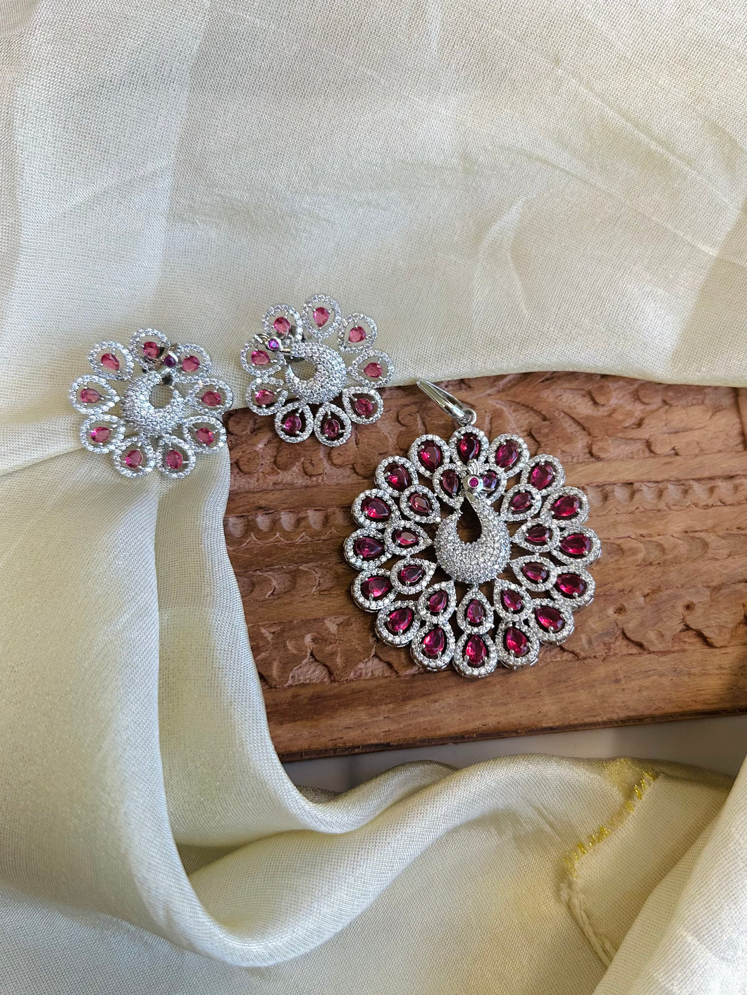 Red Peacock Cz Silver Pendant set