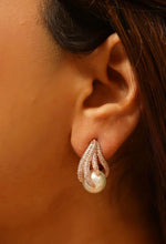 Load image into Gallery viewer, Evergreen Premium Solitaire Lookalike Small cz Pearl stud Earrings

