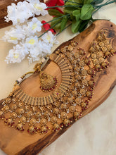 Load image into Gallery viewer, Ruby Rajwadi Grand Pearl Rajwadi Necklace Temple Set
