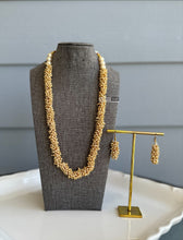 Load image into Gallery viewer, Golden pearl beads Simple Mala temple necklace set
