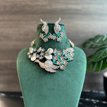 Load image into Gallery viewer, American Diamond Bird Baroque designer Necklace set
