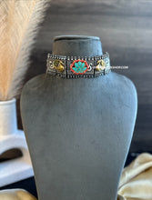 Load image into Gallery viewer, Pachi kundan Lotus German silver Statement necklace Choker
