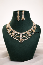 Load image into Gallery viewer, Golden Solitaire Veil Premium Necklace set
