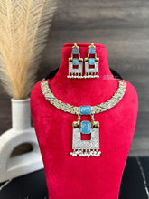 Load image into Gallery viewer, Firozi sky blue Nandi Fusion German Silver Dual tone Necklace set
