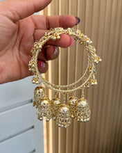 Load image into Gallery viewer, 🆕 Kashmiri Jhumka golden Ghungroo Bangle set
