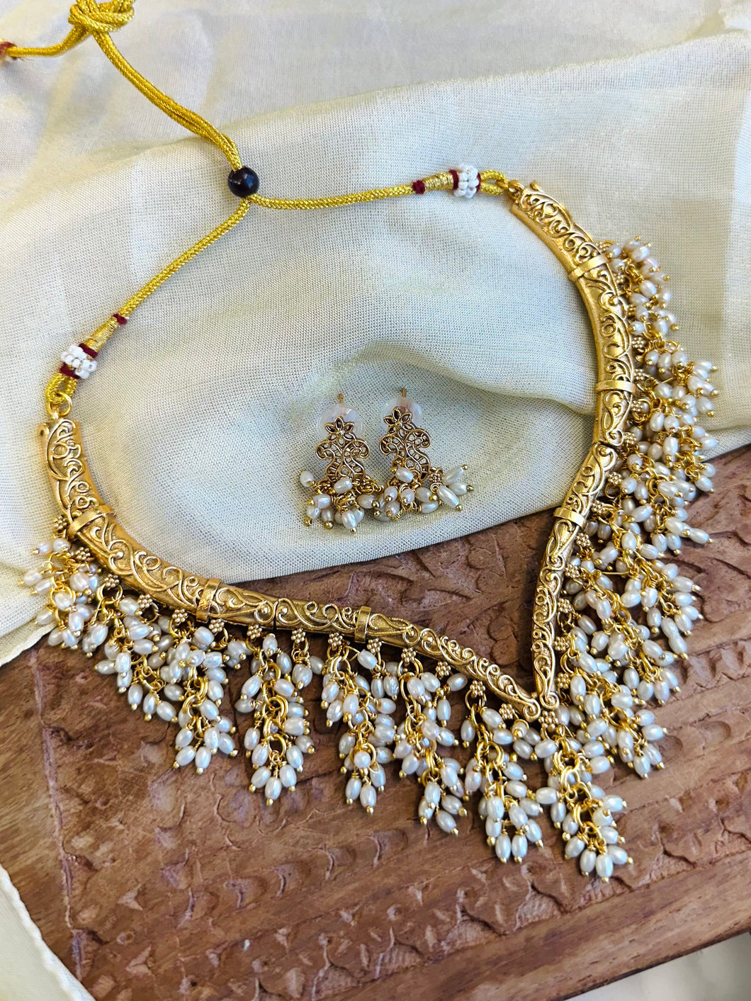 Dainty Pearl Hasli Carved Temple Ethnic Necklace set