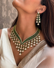 Load image into Gallery viewer, Green Tassel Moissanite Stone Necklace set
