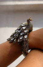 Load image into Gallery viewer, Premium Moissanite Peacock Openable Kada Bangle
