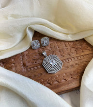 Load image into Gallery viewer, American diamond Silver dainty pendant set
