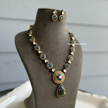 Load image into Gallery viewer, green Multicolor Moissanite Premium Pachi  antique Necklace set
