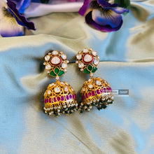 Load image into Gallery viewer, Pachi Kundan Moissanite ethnic jhumkas
