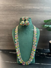 Load image into Gallery viewer, Long Multicolor Polki Sleek necklace set with maangtikka
