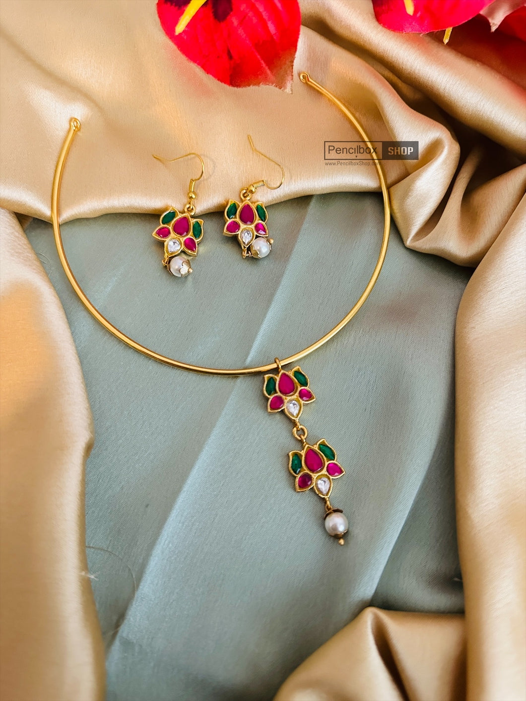 Jadau kundan Hasli multicolor Lotus necklace set