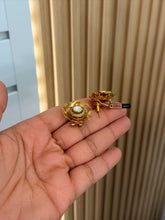 Load image into Gallery viewer, Gold Carved Moissanite Floral Cz Stud Premium Earrings
