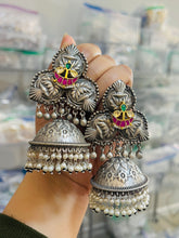 Load image into Gallery viewer, Pachi kundan German Silver pearl drop  earrings
