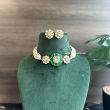 Load image into Gallery viewer, 22 carat Gold plated moissanite Choker Necklace set
